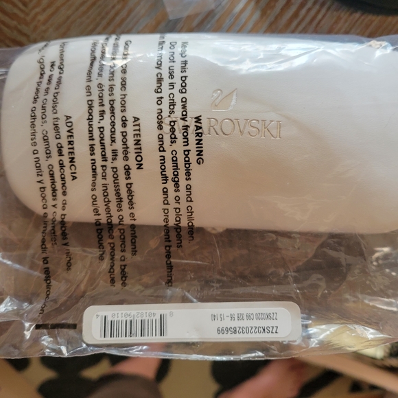 Swarovski Black Swan Sunglasses 1310 - Picture 4 of 7